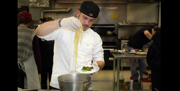 Teen chefs dish up competition