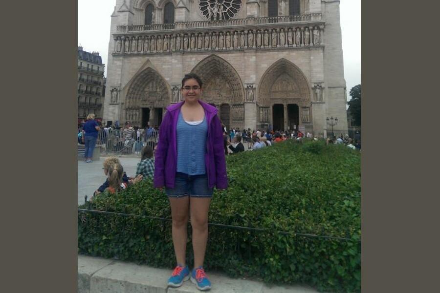 Sophomore Rachel Romero visits Notre Dame in Paris.