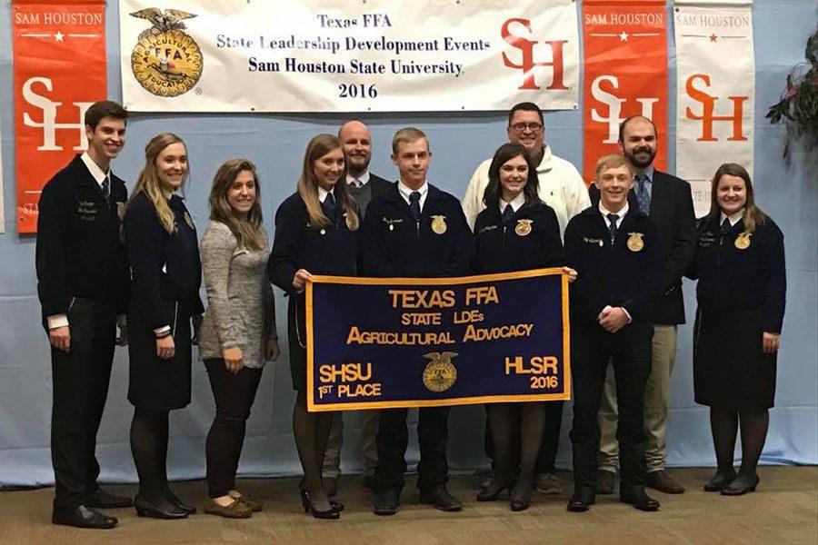 The+Agricultural+Issues+team+includes+seniors+Brynn+Owen+and+Greg+Garrison%2C+juniors+Macey+Thurman+and+Chloe+Kemp+and+sophomore+Hadley+Albracht.